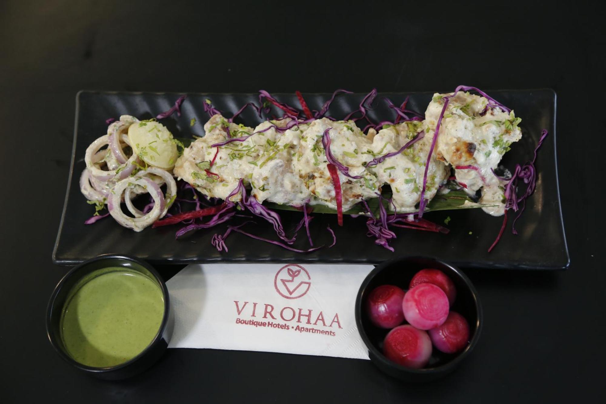 Virohaa Garden Hotel Ghaziabad Exterior photo