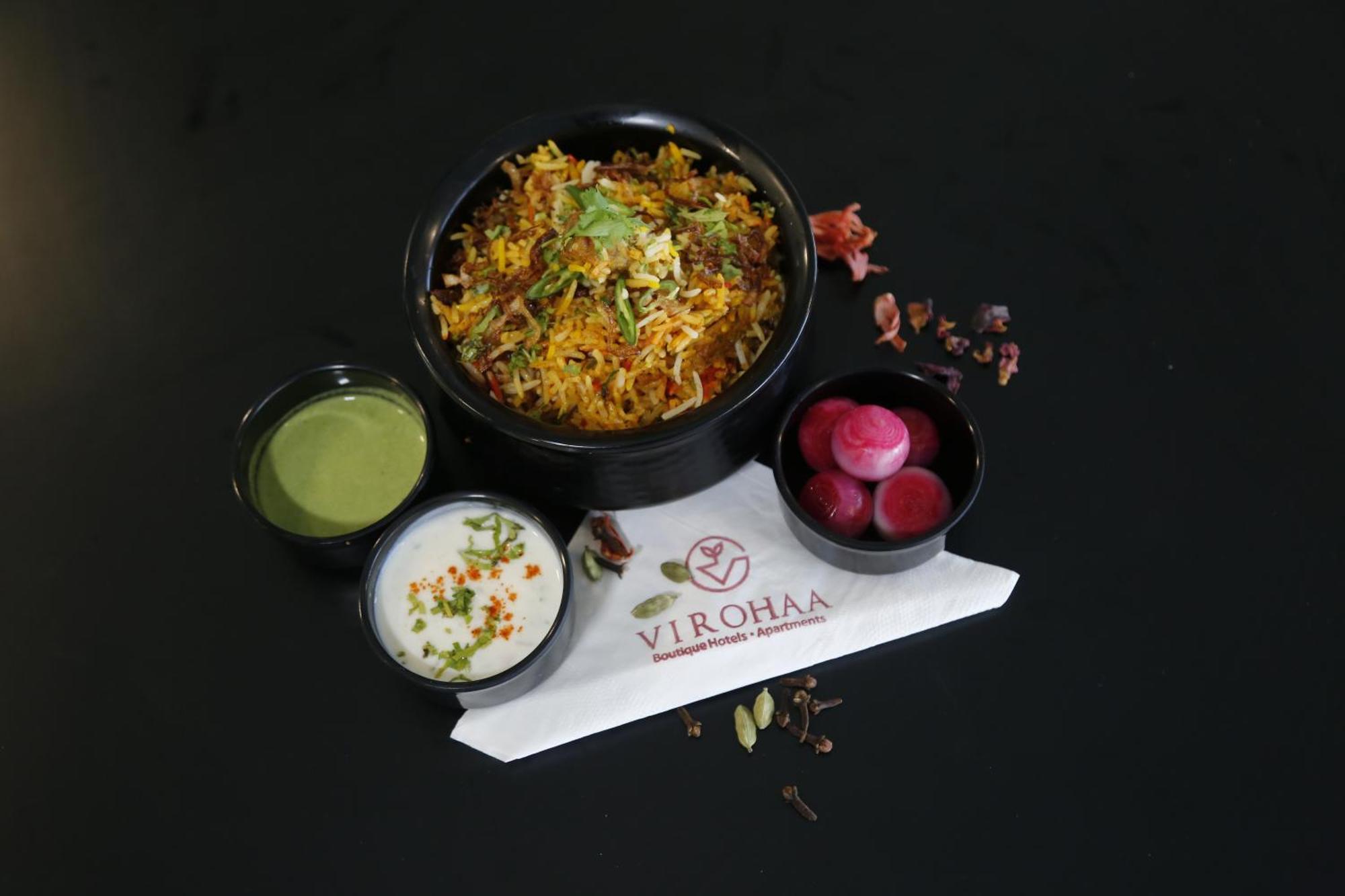Virohaa Garden Hotel Ghaziabad Exterior photo